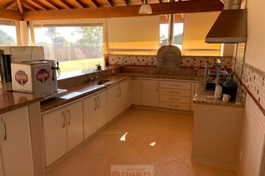 S&iacute;tio &agrave; venda - 800m&sup2; - Centro