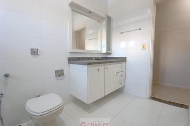 Casa para alugar - 600m&sup2; - Centro