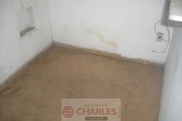 Sal&atilde;o Comercial &agrave; venda - 166m&sup2; - Centro
