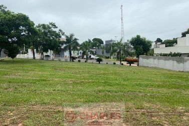 Terreno &agrave; venda - 10m&sup2; - Centro
