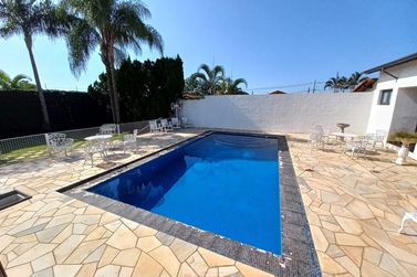 Casa &agrave; venda - 431m&sup2; - Centro