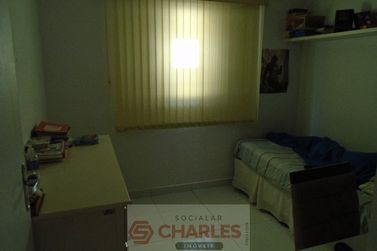 Casa &agrave; venda - 100m&sup2; - Centro