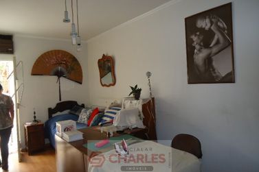 Casa &agrave; venda - 330m&sup2; - Centro