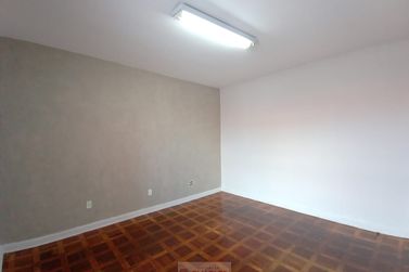 Sal&atilde;o Comercial para alugar - 20m&sup2; - Centro