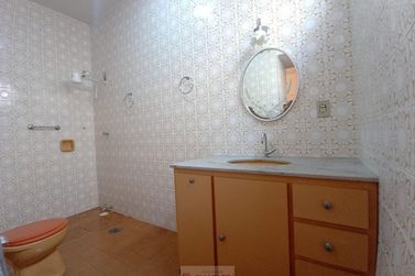 Casa para alugar - 292m&sup2; - Centro
