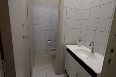 Sal&atilde;o Comercial &agrave; venda - 46m&sup2; - Centro