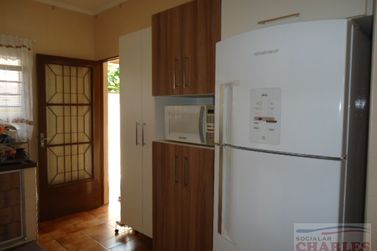 Casa &agrave; venda - 200m&sup2; - Centro