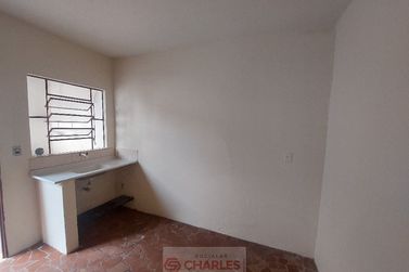 Casa para alugar - 54m&sup2; - Centro