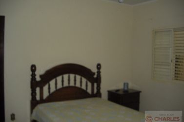 Casa &agrave; venda - 300m&sup2; - Centro