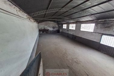 Sal&atilde;o Comercial para alugar - 407m&sup2; - Centro