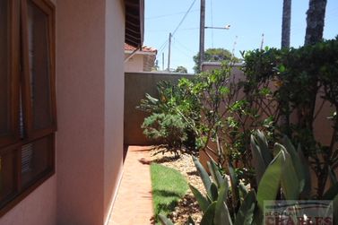Casa &agrave; venda - 302m&sup2; - Centro