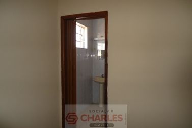 Casa &agrave; venda - 420m&sup2; - Centro