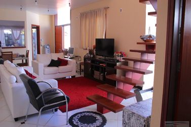 Casa &agrave; venda - 280m&sup2; - Centro