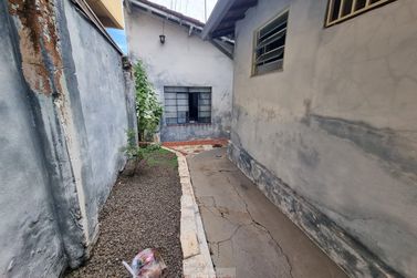 Casa &agrave; venda - 128m&sup2; - Centro