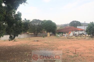 S&iacute;tio &agrave; venda - 390m&sup2; - Centro