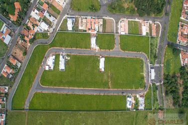 Terreno &agrave; venda - 10m&sup2; - Centro