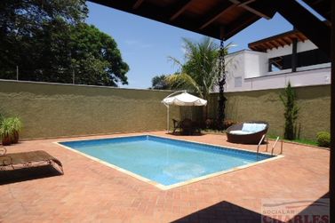 Casa &agrave; venda - 302m&sup2; - Centro