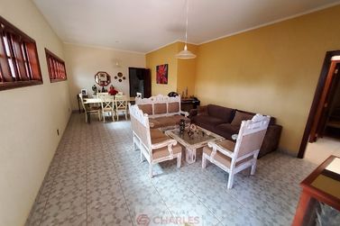 S&iacute;tio &agrave; venda - 220m&sup2; - Centro