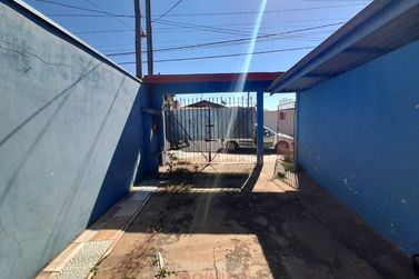 Casa &agrave; venda - 125m&sup2; - Centro