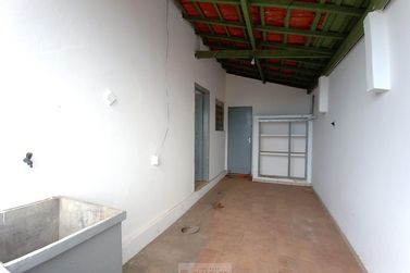 Casa para alugar - 107m&sup2; - Centro