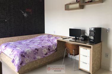 Casa &agrave; venda - 210m&sup2; - Centro