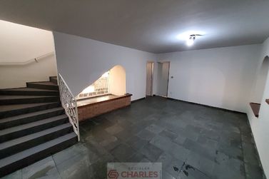 Casa &agrave; venda - 444m&sup2; - Centro