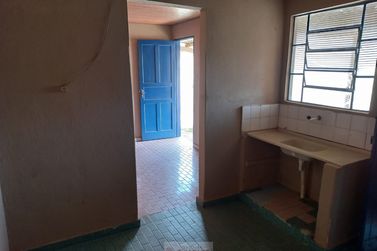 Casa &agrave; venda - 131m&sup2; - Centro