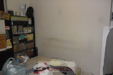 Casa &agrave; venda - 10m&sup2; - Centro