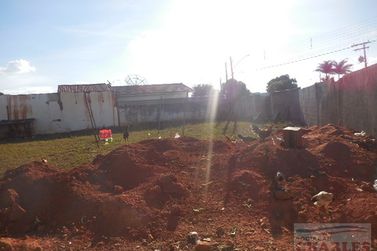 Terreno &agrave; venda - 10m&sup2; - Centro