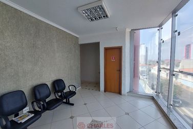 Sal&atilde;o Comercial para alugar - 23m&sup2; - Centro