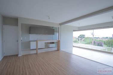 Apartamento &agrave; venda - 95m&sup2; - Centro