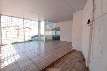 Sal&atilde;o Comercial para alugar - 70m&sup2; - Centro
