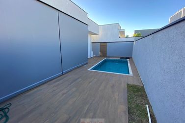 Casa &agrave; venda - 230m&sup2; - Centro