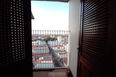 Apartamento para alugar - 131m&sup2; - Centro