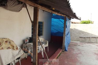 Casa &agrave; venda - 100m&sup2; - Centro