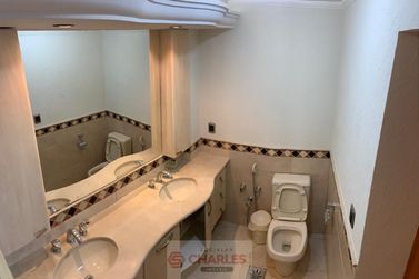 Apartamento &agrave; venda - 165m&sup2; - Centro