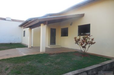 Casa &agrave; venda - 108m&sup2; - Centro