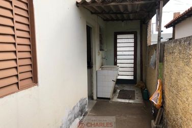 Casa &agrave; venda - 92m&sup2; - Centro