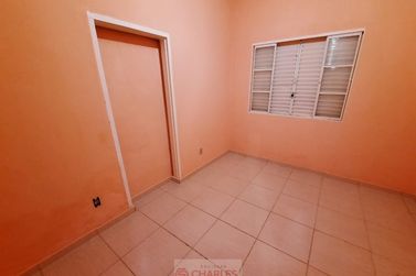 Sal&atilde;o Comercial para alugar - 115m&sup2; - Centro