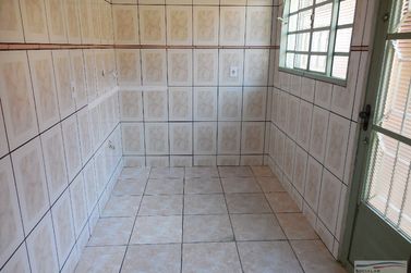 Casa &agrave; venda - 70m&sup2; - Centro