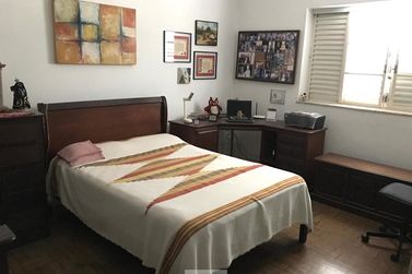 Casa para alugar - 296m&sup2; - Centro