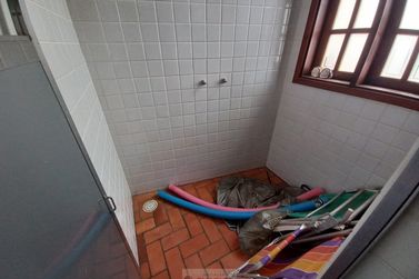 Casa &agrave; venda - 10m&sup2; - Centro
