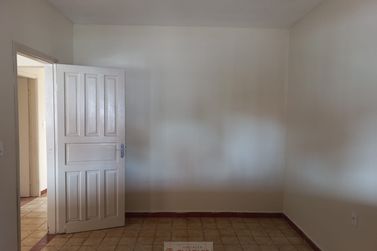 Casa &agrave; venda - 131m&sup2; - Centro
