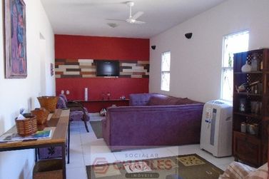 Casa &agrave; venda - 100m&sup2; - Centro
