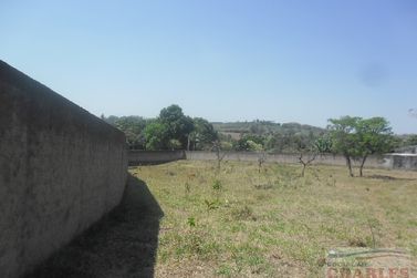 Terreno para alugar - 4100m&sup2; - Centro