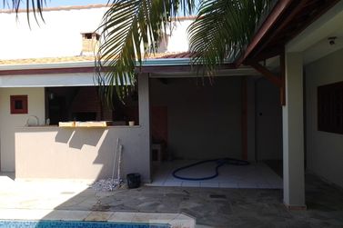 Casa &agrave; venda - 280m&sup2; - Centro