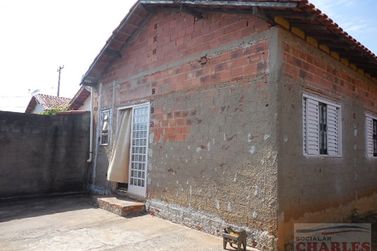 Casa &agrave; venda - 70m&sup2; - Centro
