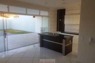 Casa &agrave; venda - 120m&sup2; - Centro