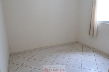 Apartamento para alugar - 48m&sup2; - Centro