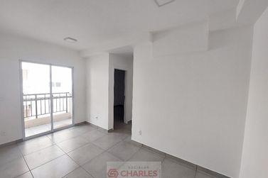 Apartamento para alugar - 48m&sup2; - Centro